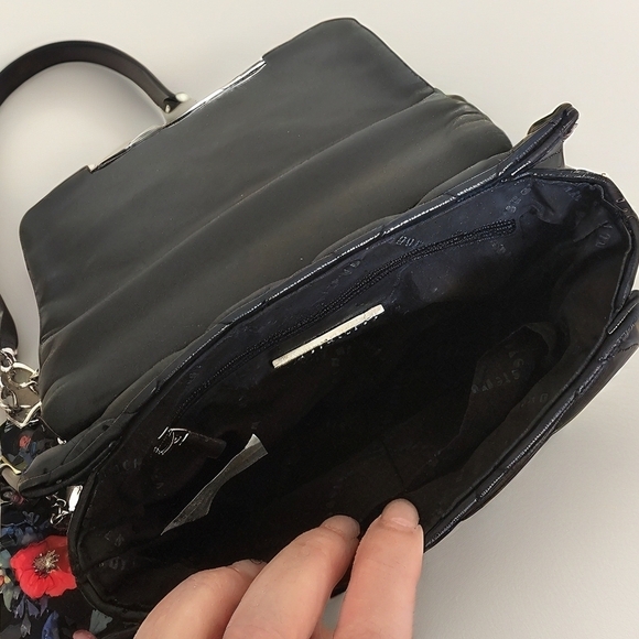 Steve Madden Black Quilted Tote Bag with Chain - Picture 5 of 5